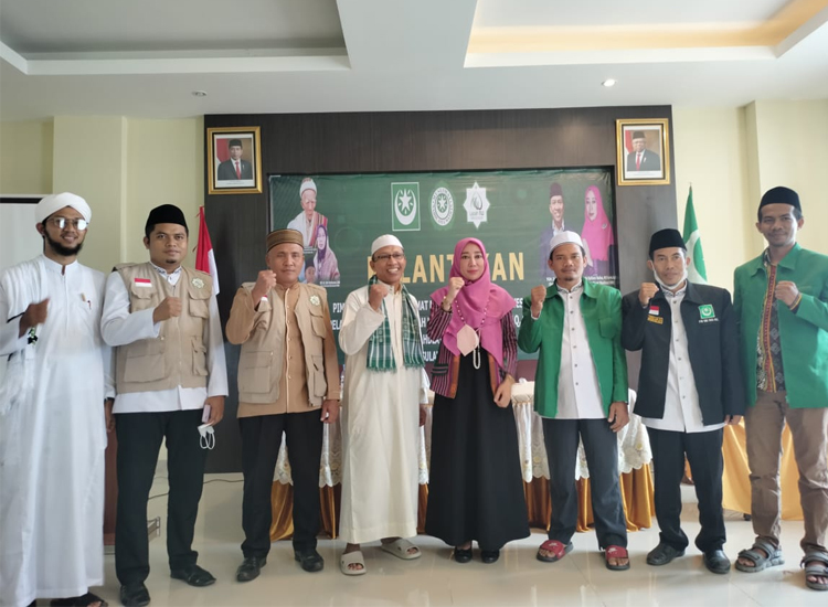 Pimpinan Wilayah Lazah NW Menggelar Pelantikan Pengurus Daerah Sulawesi Selatan